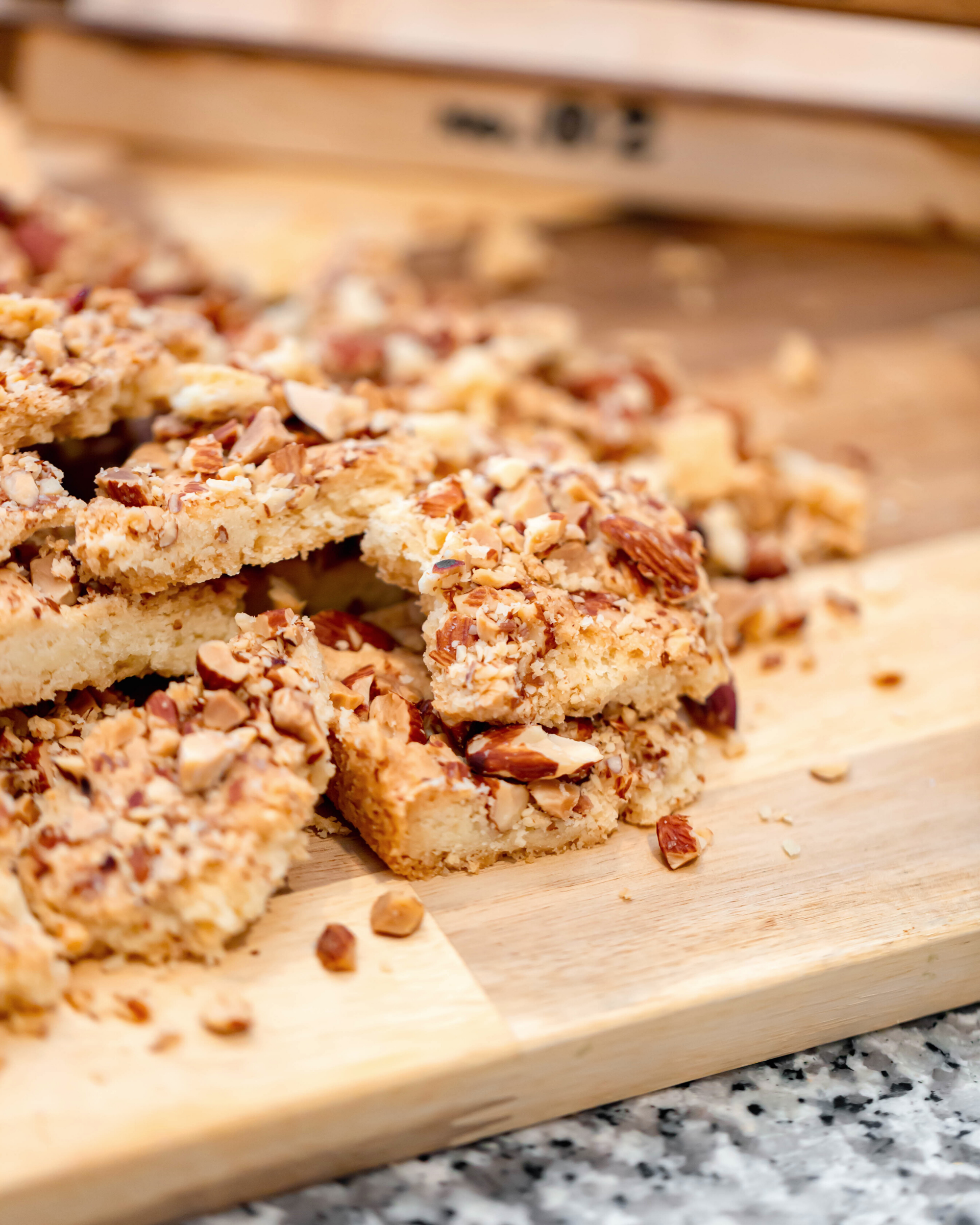 Roasted almonds shortbread